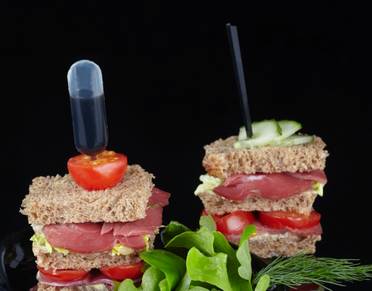Mini club sandwich au canard fumé